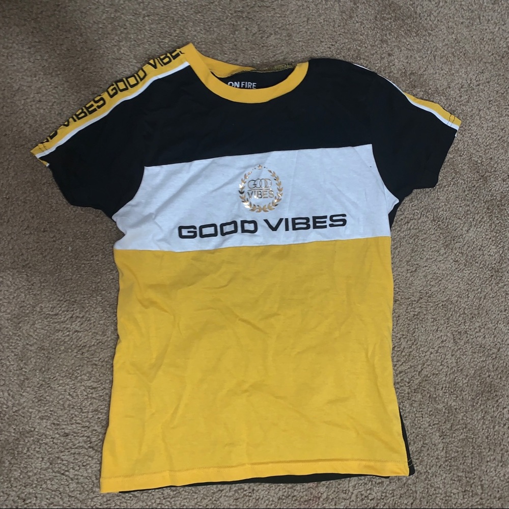 Good Vibes Tee